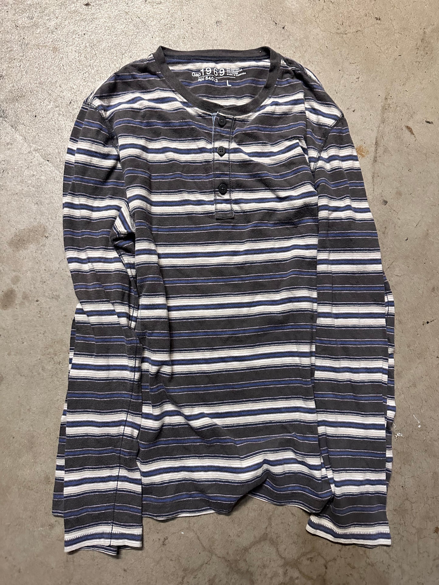 SILICON VALLEY: Erlich's GAP Shirt (L)