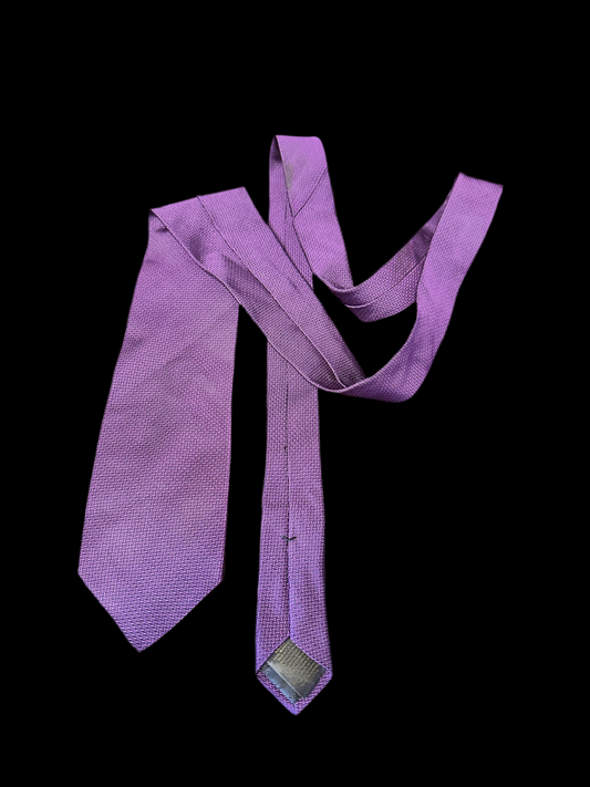 THE OFFICE: Michael Scott’s Series used BROOKS BROTHERS Purple Necktie