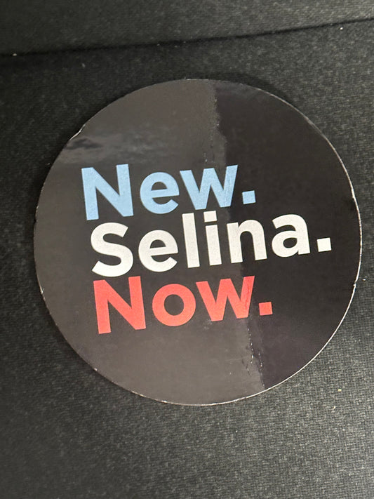 VEEP: HERO large Campaign Pin from Season 6