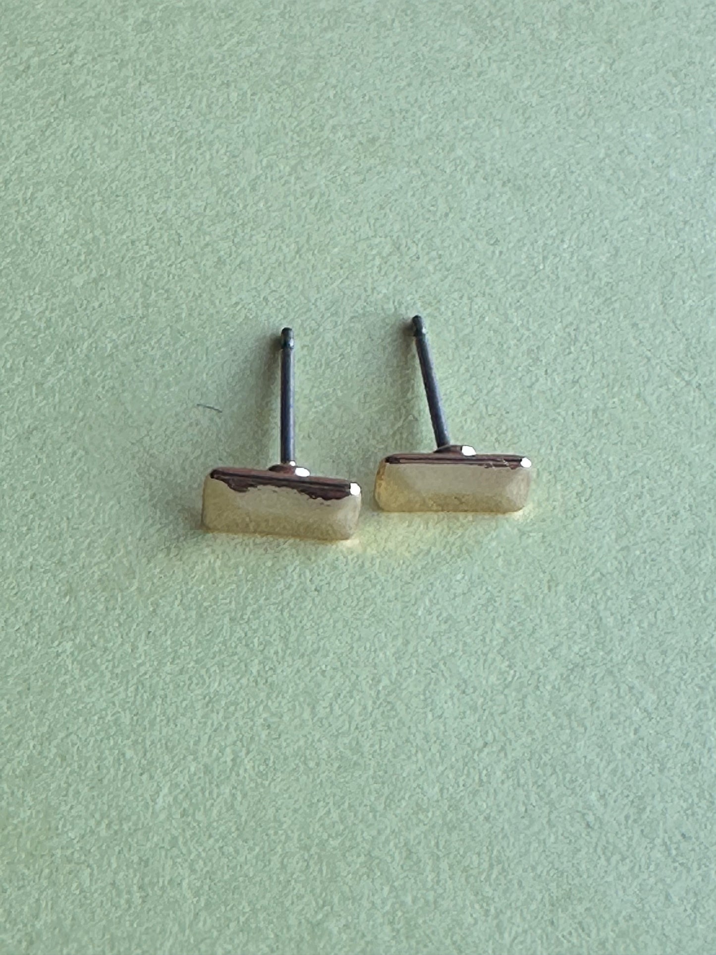 HOUSE: Dr Remy “13” HERO Earrings