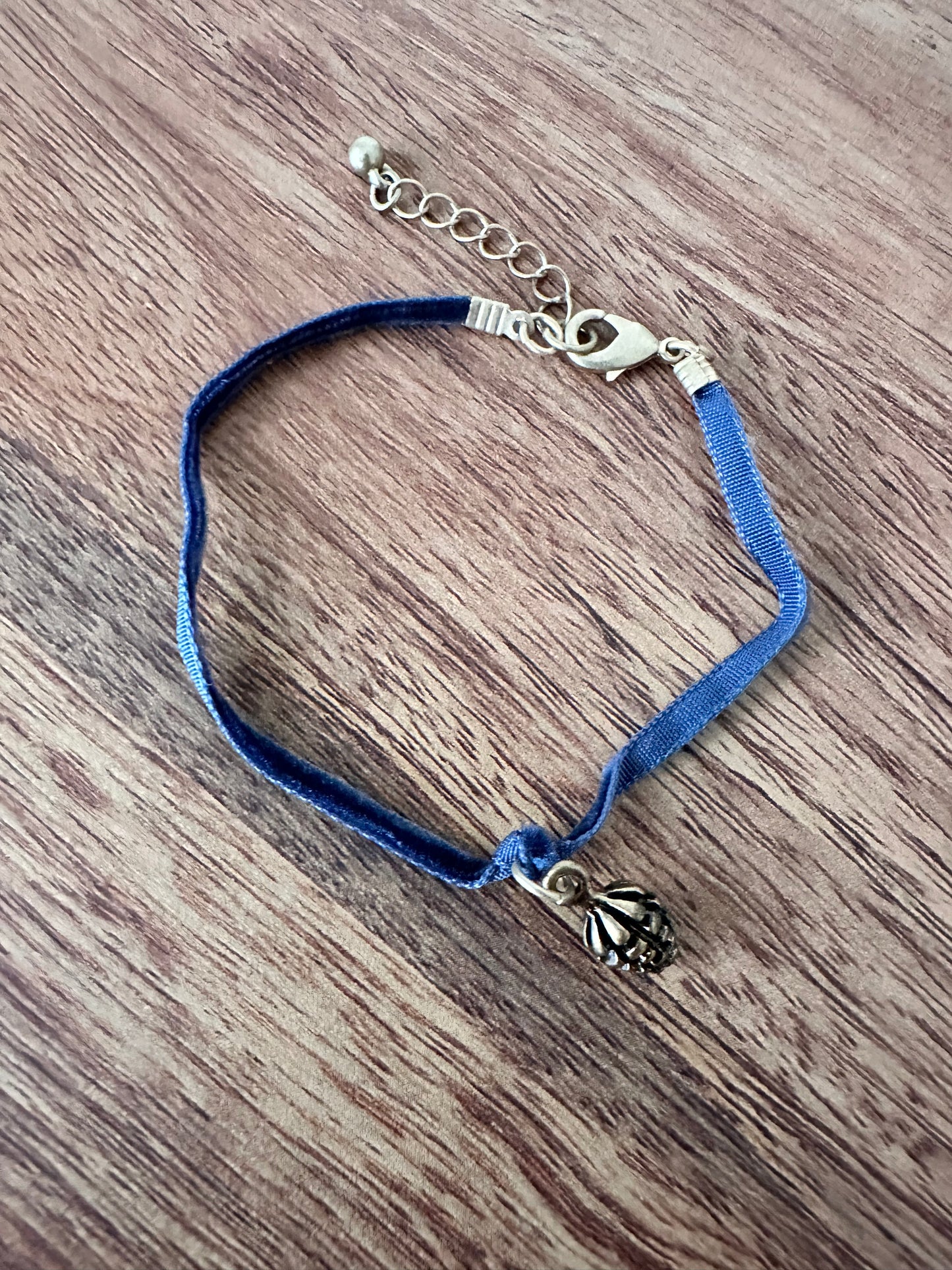 HOUSE: Dr Lisa Cuddy's Bracelet from Gregory House