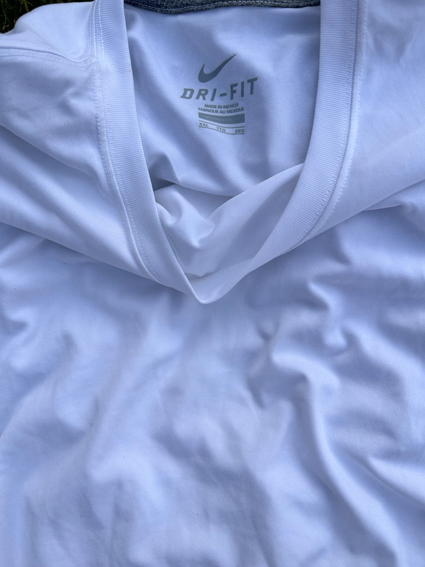 BALLERS: Spencer's NIKE Athletic Dry Fit White Unbranded Miami Dolphins Shirt (XXL)