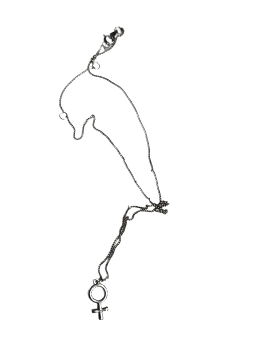 VEEP: Selina Meyer's HERO Necklace