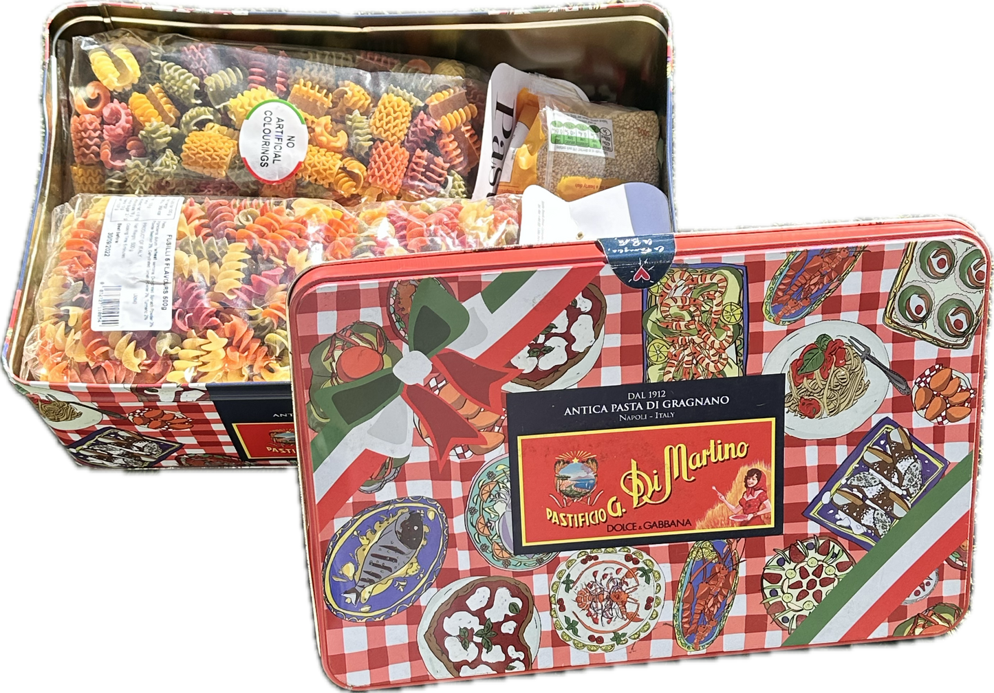 NEW GIRL: Jess’ Dolce & Gabbana Loft Pasta Set