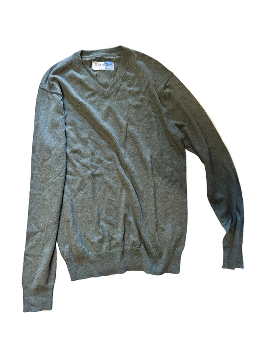 THE OFFICE: Andy’s Production Used V-neck Sweater (M)