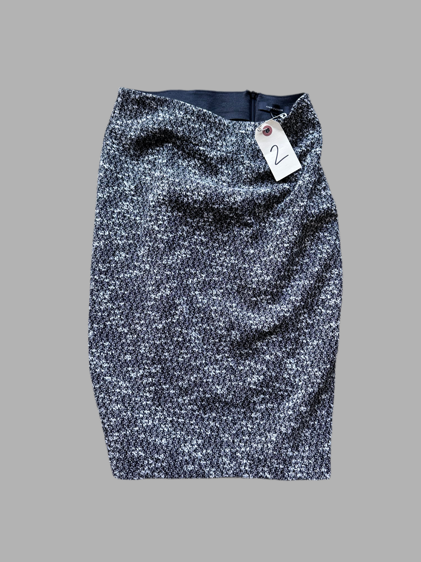 HOUSE: Dr Allison Cameron HERO Ann Taylor Skirt (2)