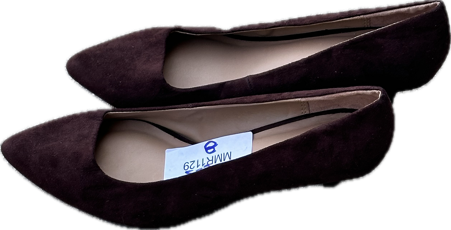 NEW GIRL: Jessica Day's HERO Footwear (7/8)