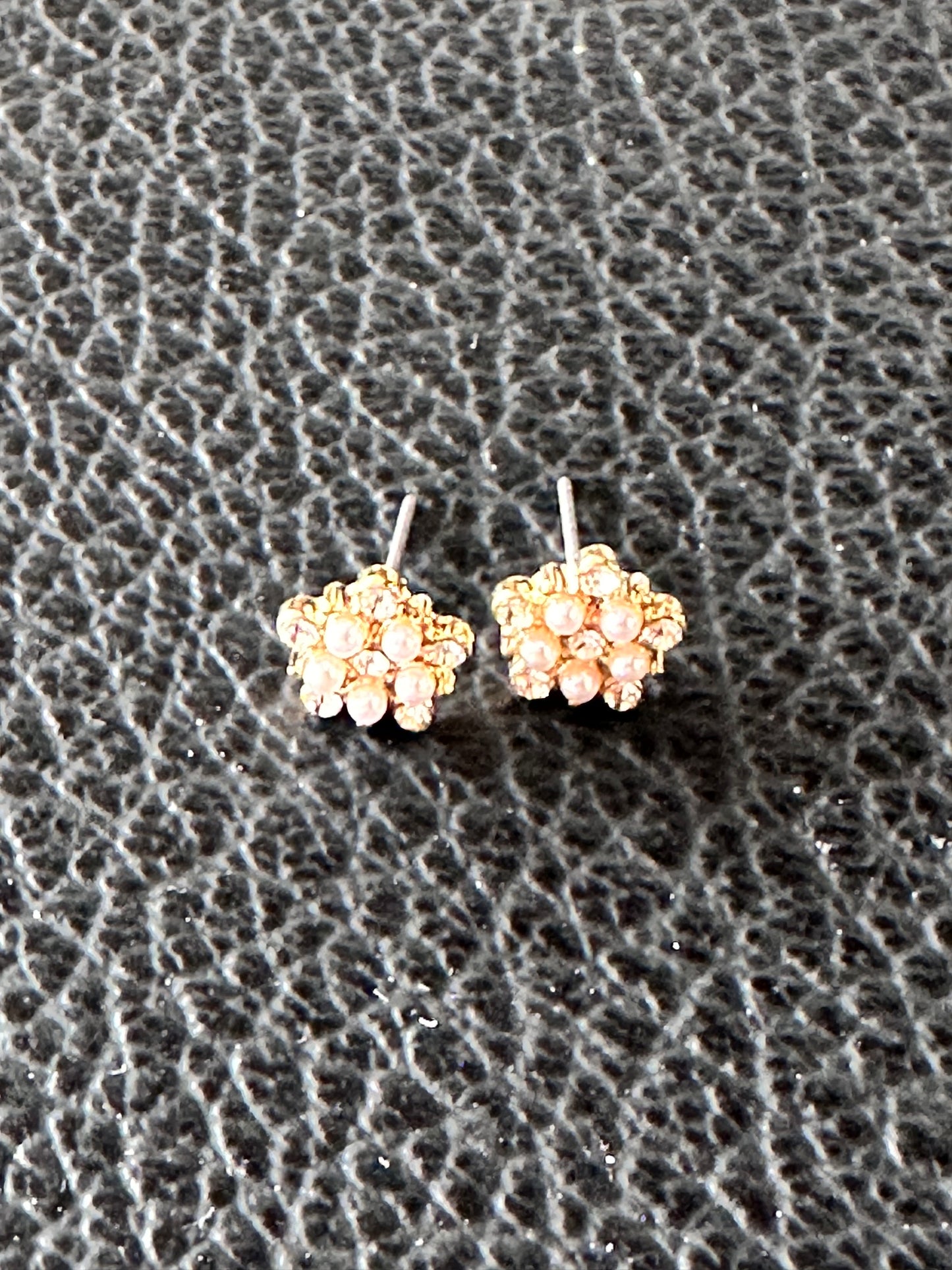 HOUSE: Dr Lisa Cuddy HERO faux Diamond Earrings