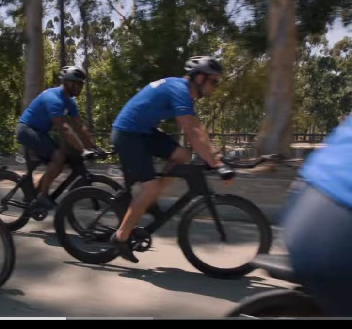 SILICON VALLEY: HooliCares Triathalon Shirt