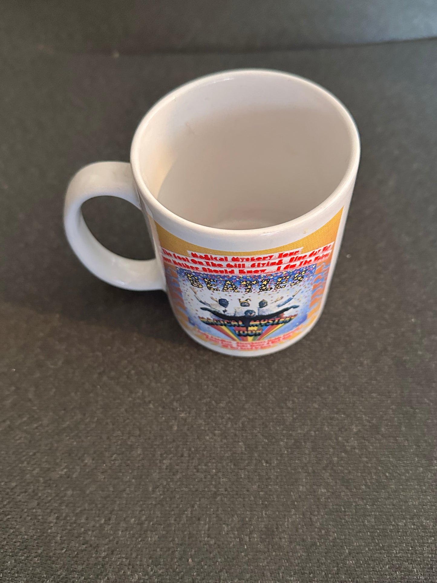 NEW GIRL: Jessica Day's Loft Coffee Mugs