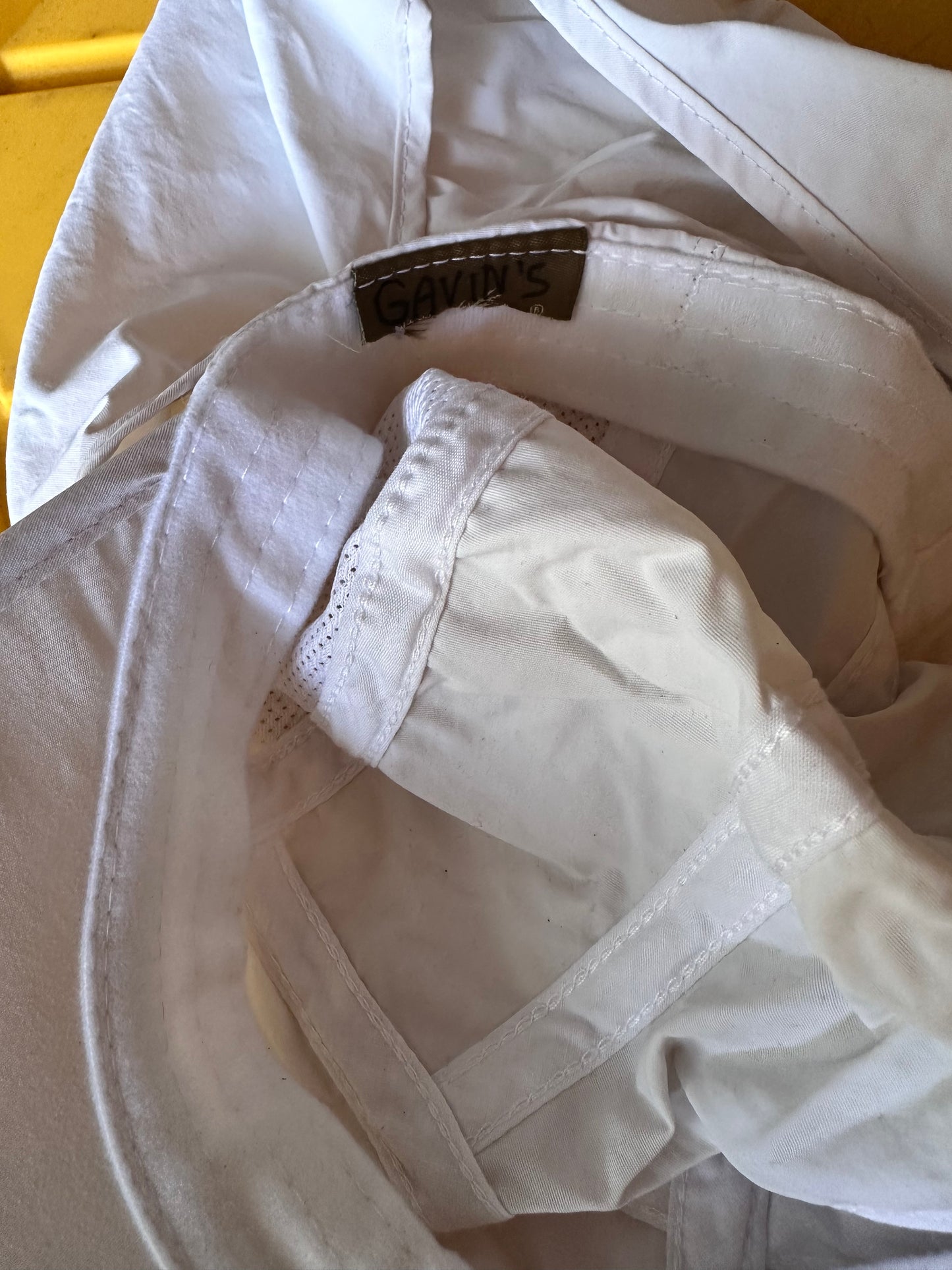 SILICON VALLEY: Gavin Belson's Hooli Cares Triathlon white Sun Hat