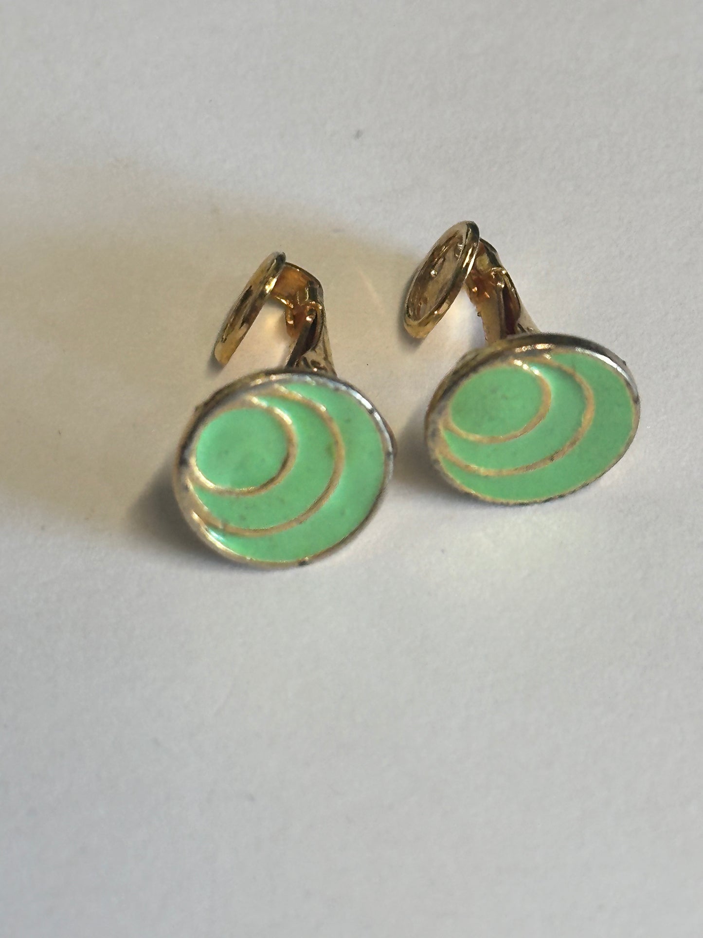 MAD MEN: Peggy Olson's Mid-Century Clip-on Earrings