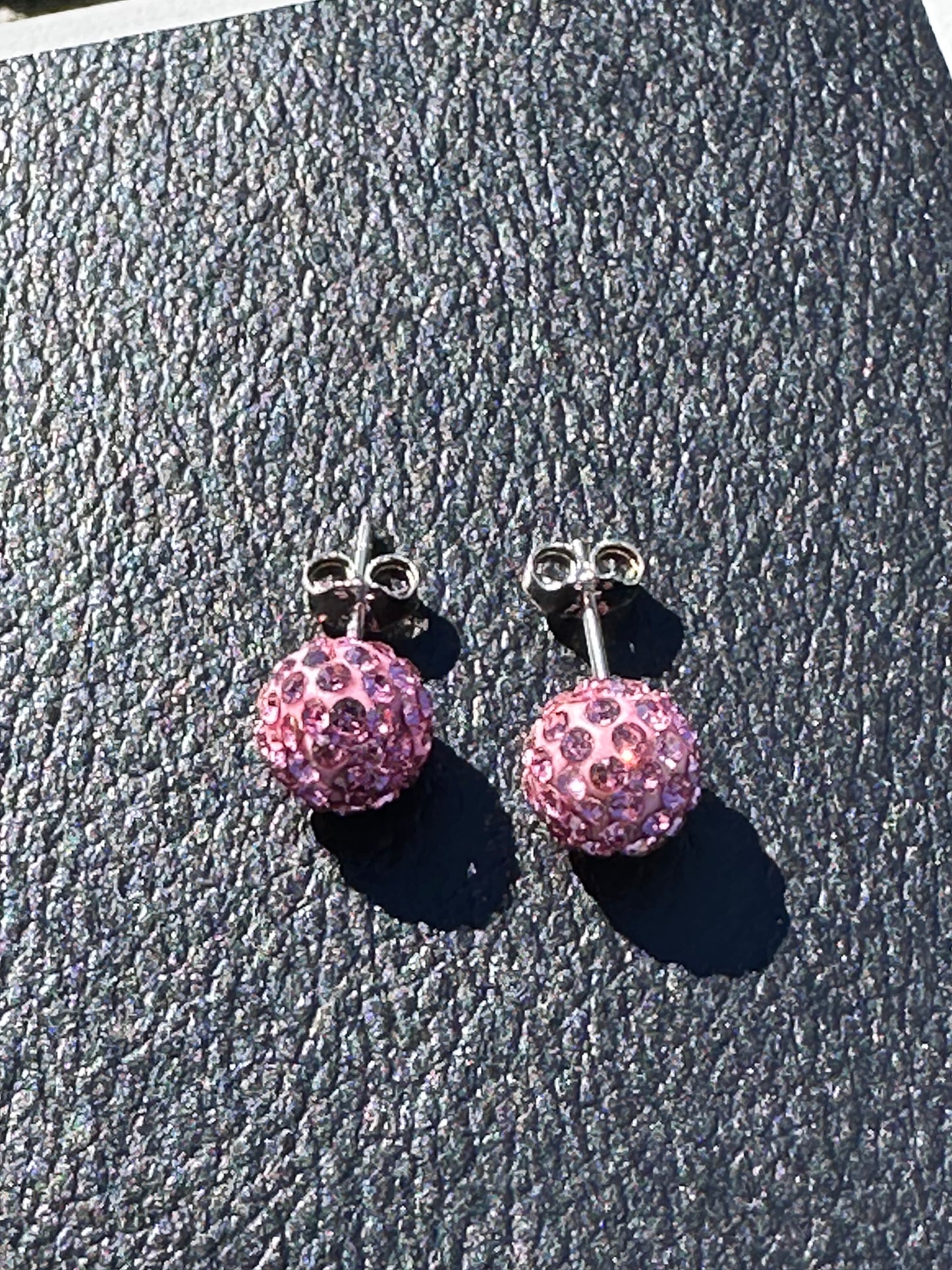 30 Rock: Liz Lemon Sterling Silver Freshwater Pearl Earrings