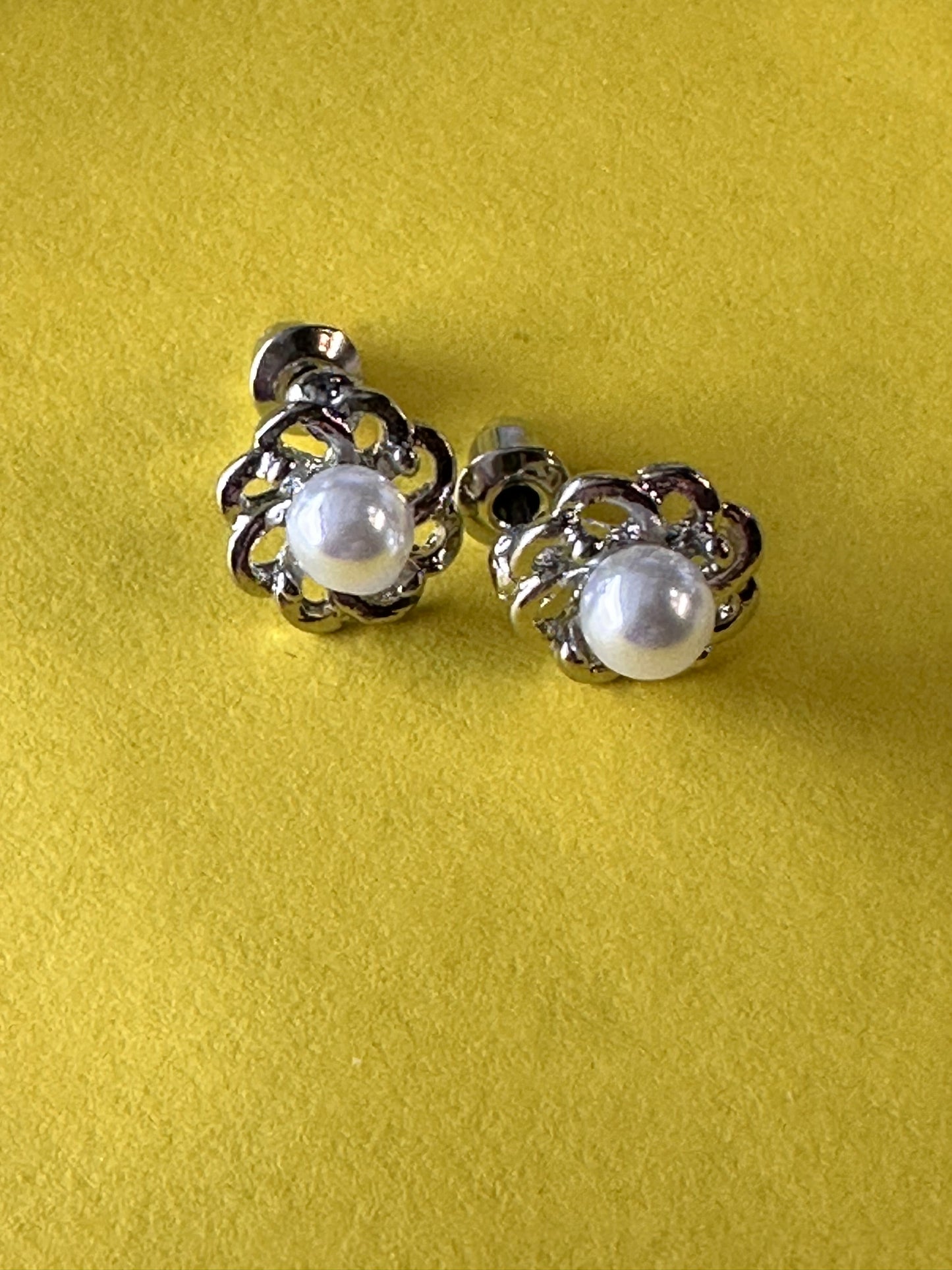 PARKS AND RECREATION: Leslie Knope HERO Earrings