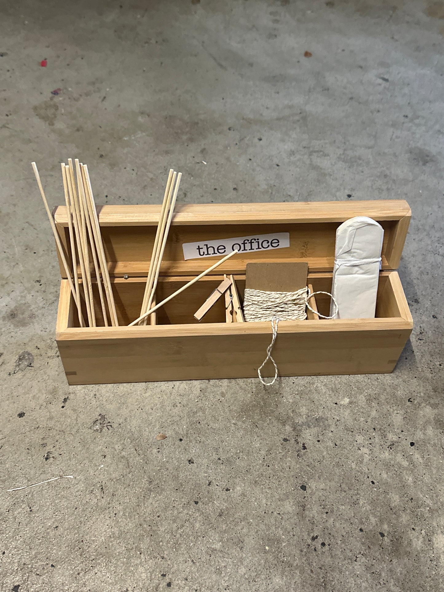 THE OFFICE: Pam’s Desk Props
