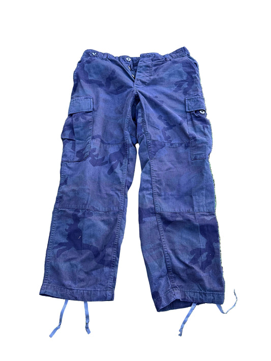 BONES: Dr. Jack Hodgins' dark Blue Camo Utility Pants (S)