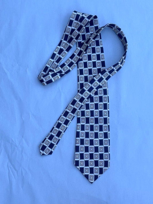 THE OFFICE: Michael Scott’s Series used Necktie