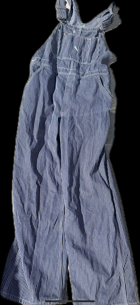 THE GENTLEMEN: Ros Mechanic Outfit