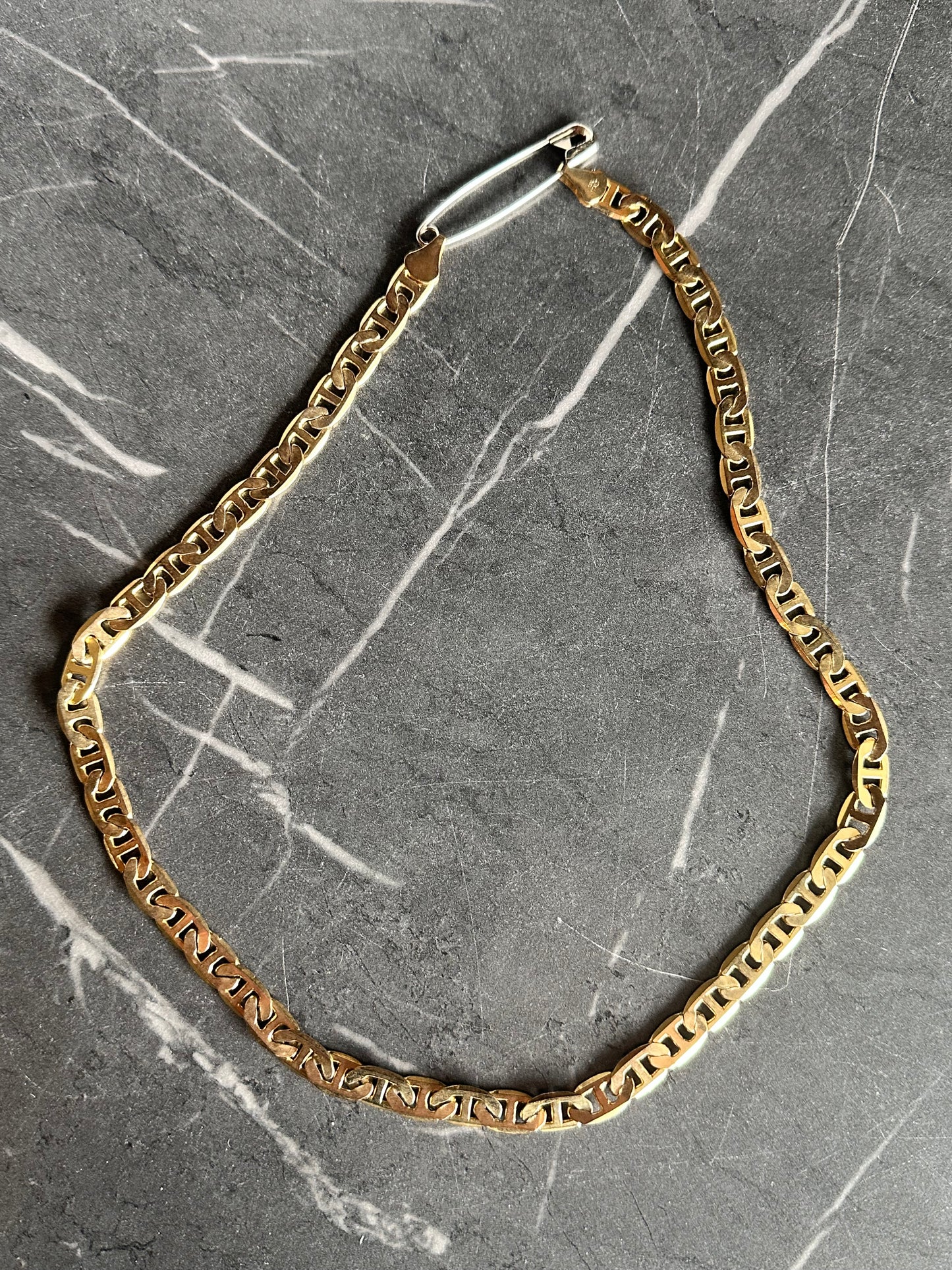 BALLERS: Spencer Strassmore’s (Dwayne Johnson) HERO Gold Chain Necklace