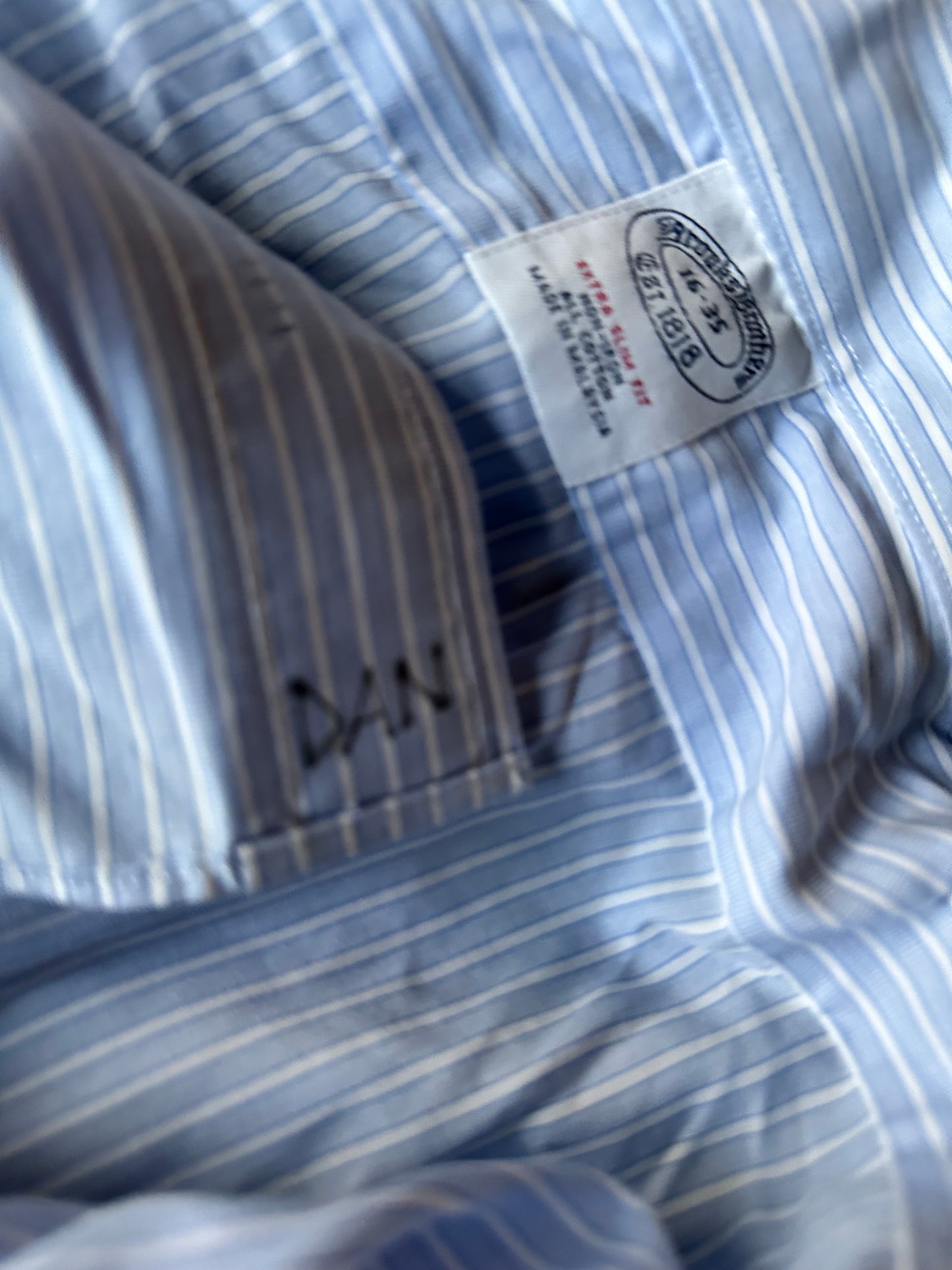 VEEP: Reed Scott “Dan Egan” BROOKS BROTHERS Blue and White Stripe Button Up Shirt (16/35)