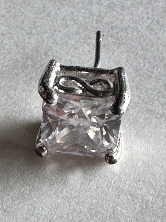 BALLERS: Ricky’s HERO "ICE" Earring