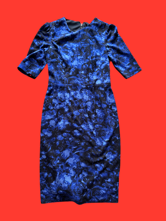 VEEP: Amy’s Betsy Blue and Black Flower Dress (2)