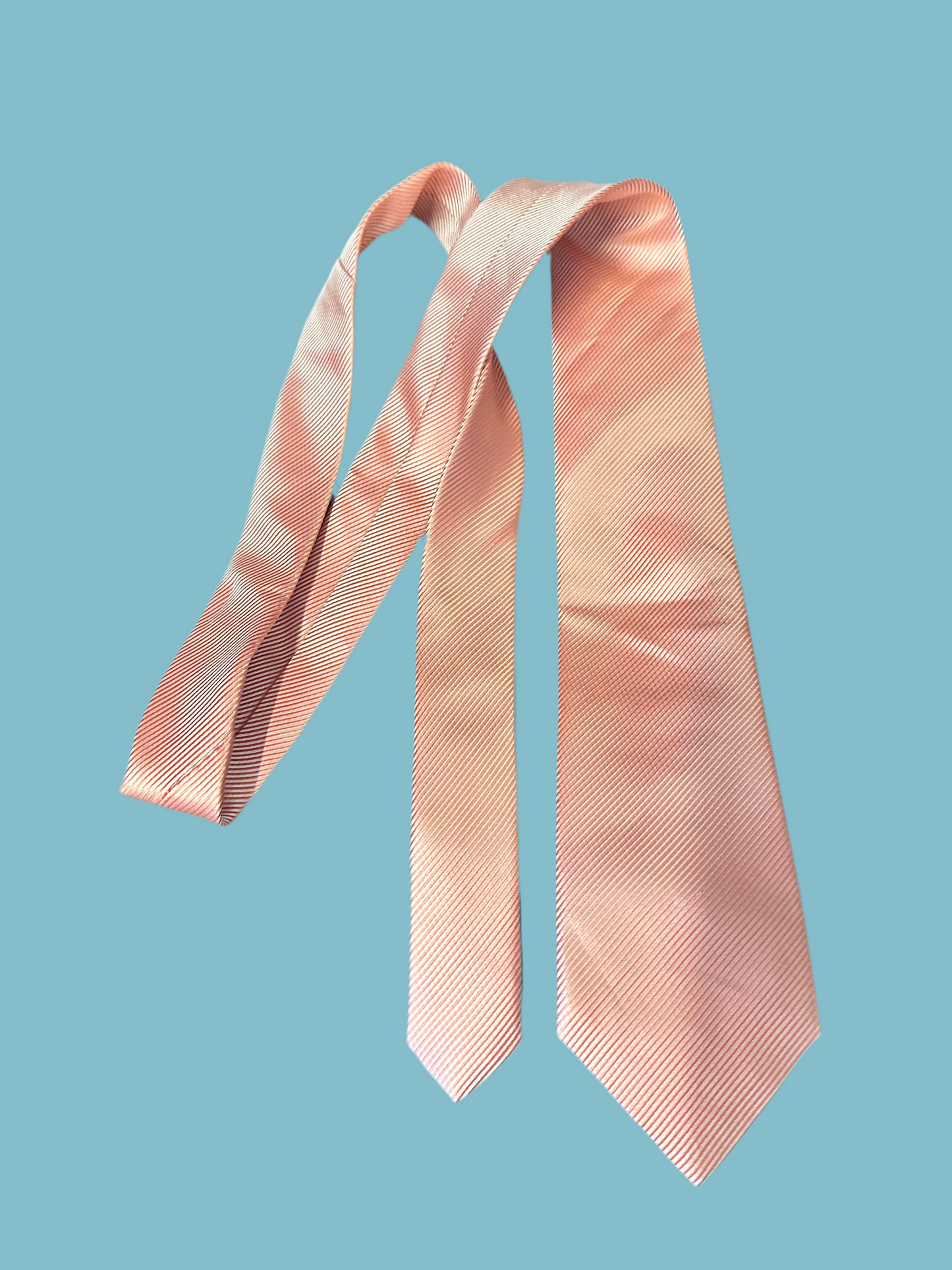 THE OFFICE: Andy’s Orange Necktie