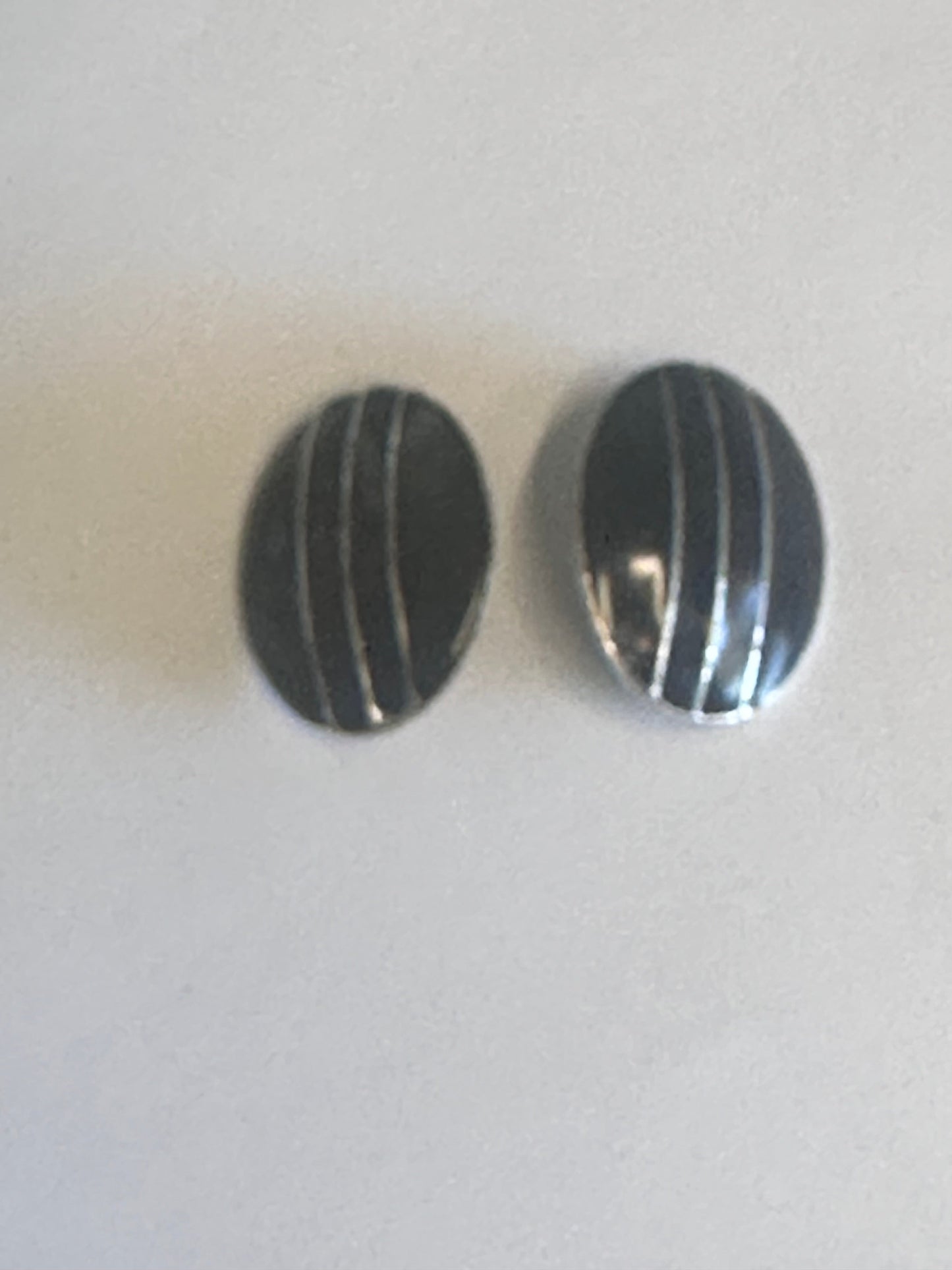 MAD MEN: Peggy Olson's Mid-Century Clip-on Earrings