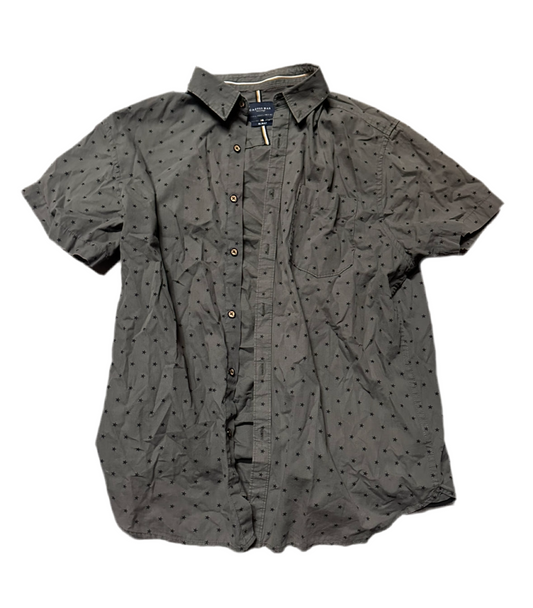 NEW GIRL: Winston's ZARA green star patern Short Sleeve Shirt (M)