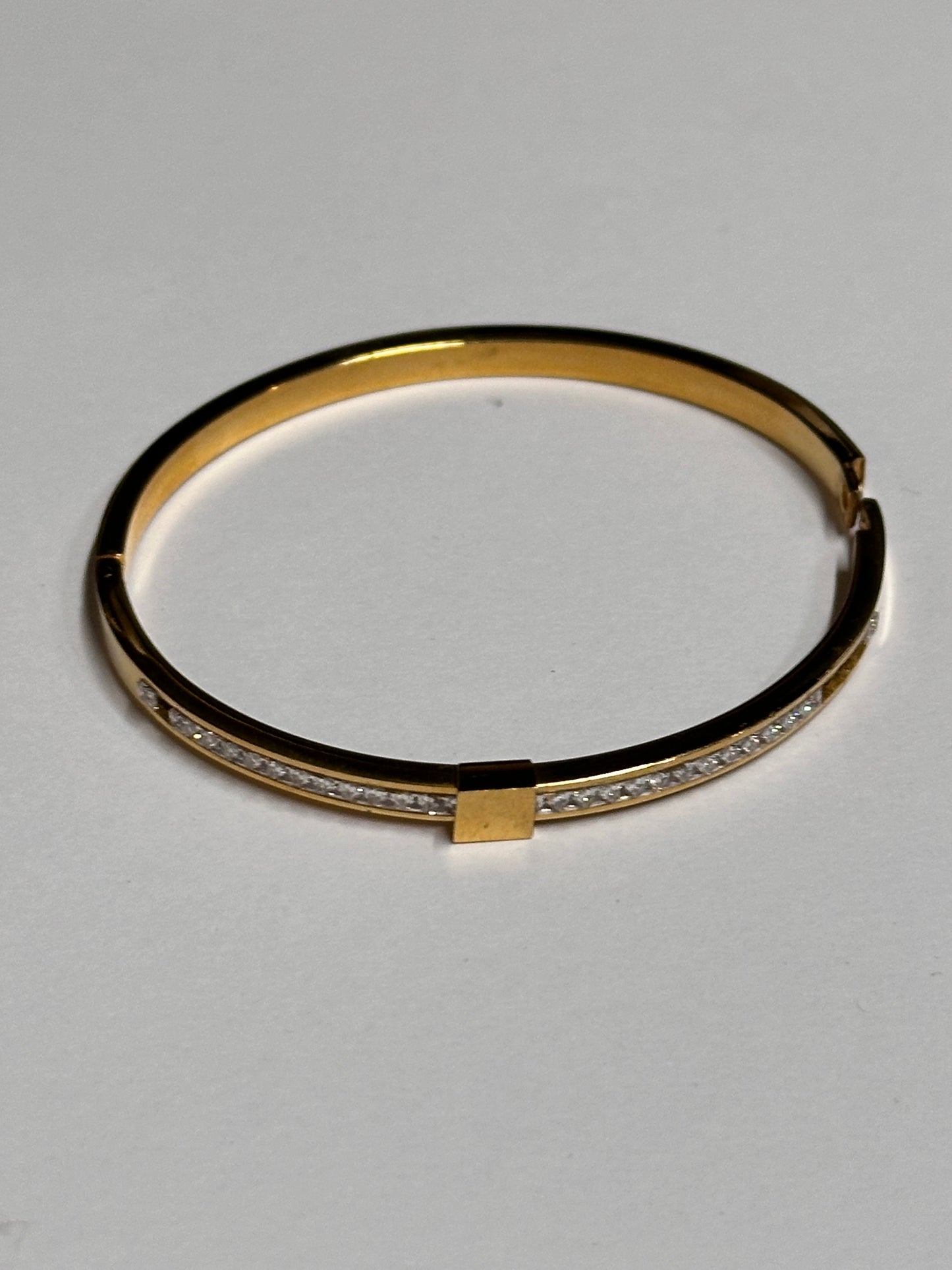 VEEP: Selina's HERO prop Diamond Bracelet