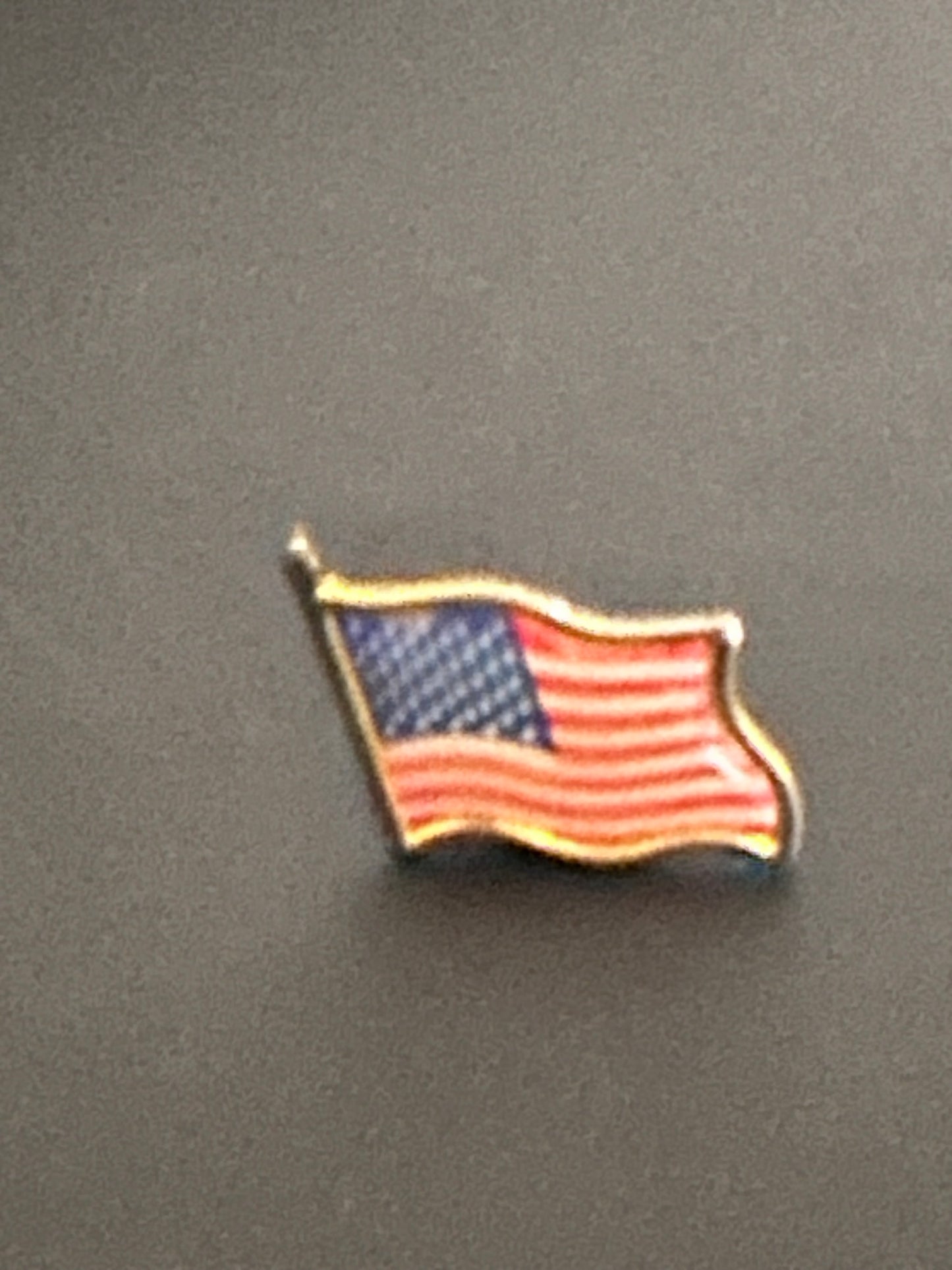 30 Rock: Steve Austin American Flag Lapel Pin