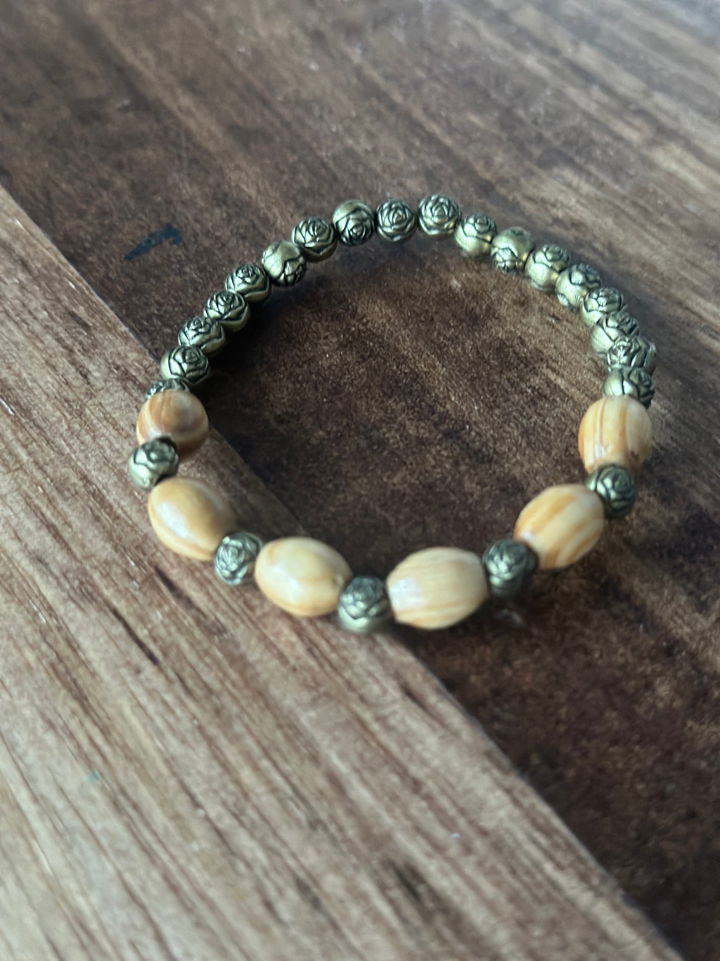 Mad Men: Joan's Mid-Century Bracelet