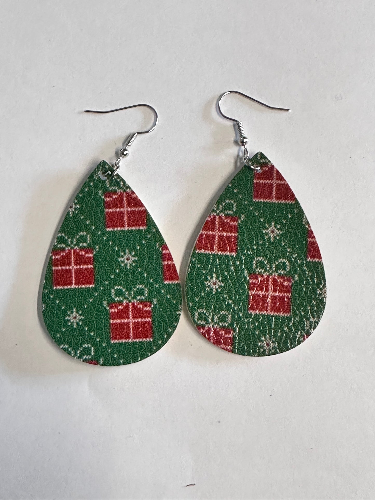 MAD MEN: Sally's Vintage Holiday Earrings