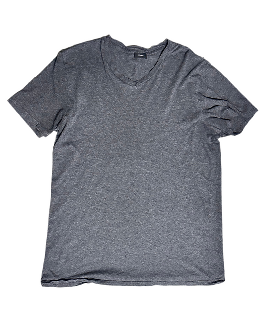HOUSE: Dr Chase VINCE V-Neck T-Shirt (M)