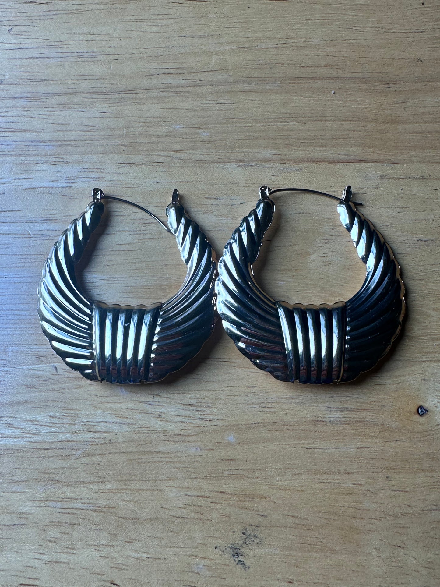 MAD MEN: Joan Harris' Vintage Earrings