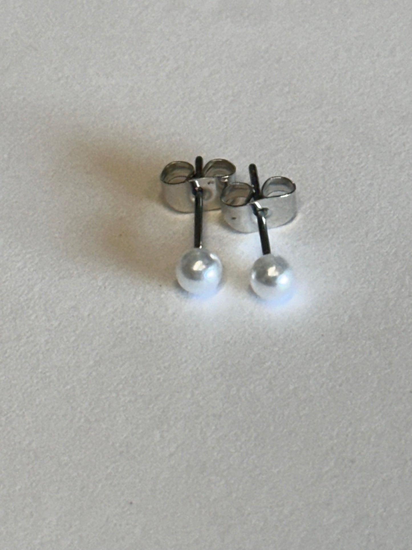 Betty Draper's Mid-Century Earrings