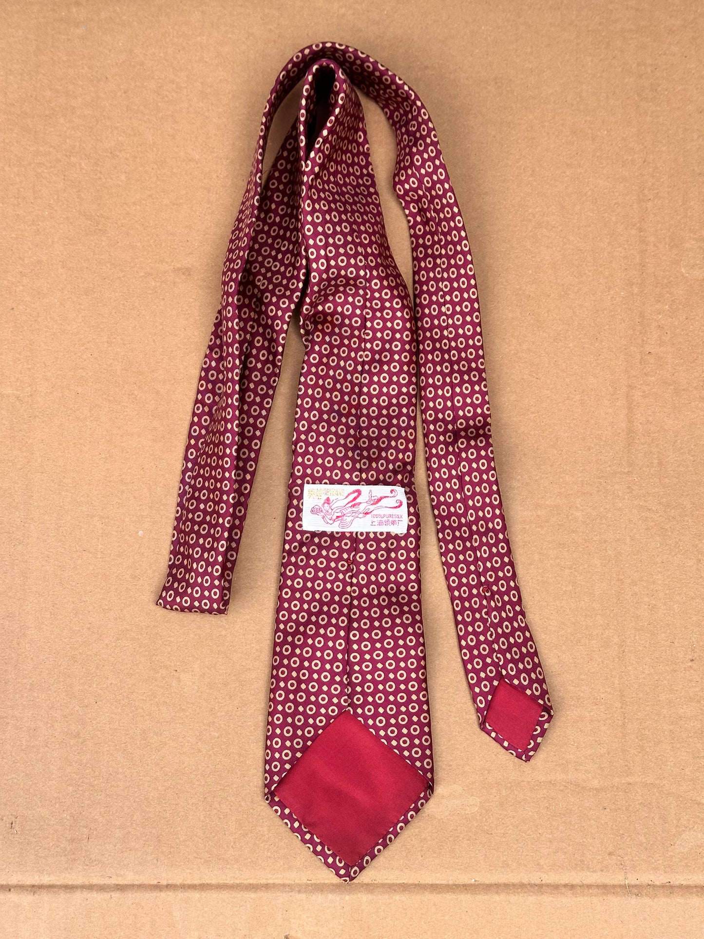 PARKS AND RECREATION: Andy’s Production Used Necktie