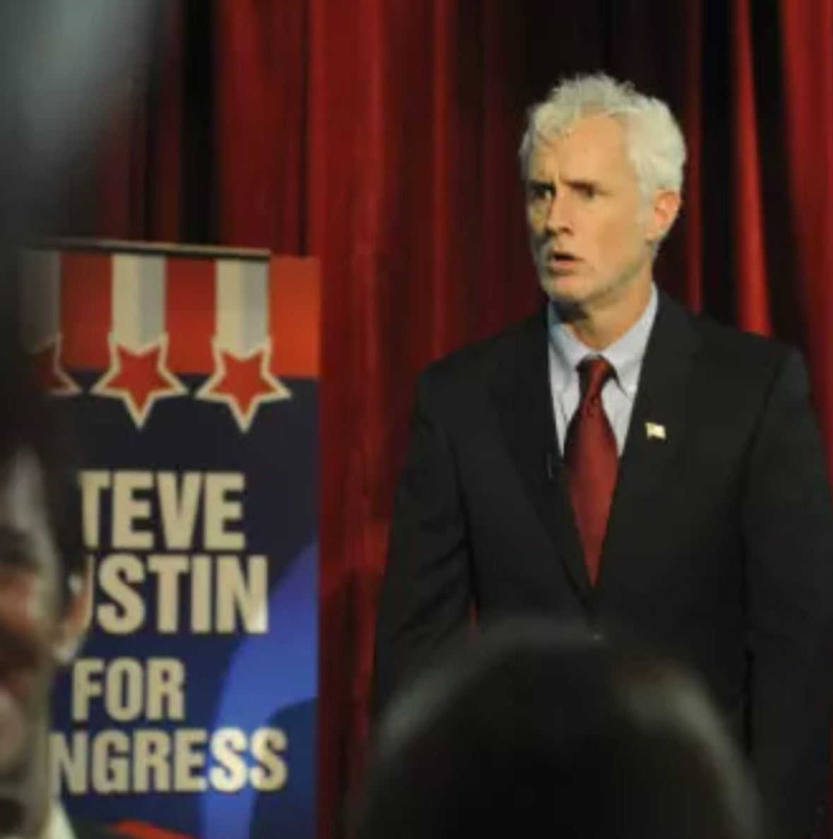 30 Rock: Steve Austin for Congress HERO Pin