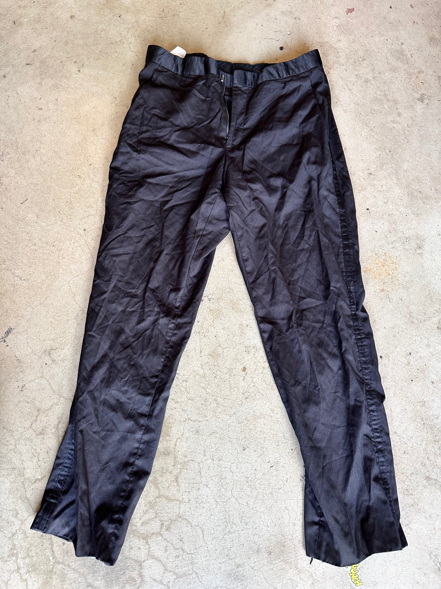 TRUE BLOOD: Bill Compton's BOSS Black Tuxedo Pants (32)