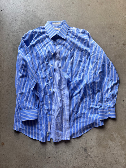 VEEP: Mike's Nordstrom Blue and White Stripe Button Up Shirt (18)