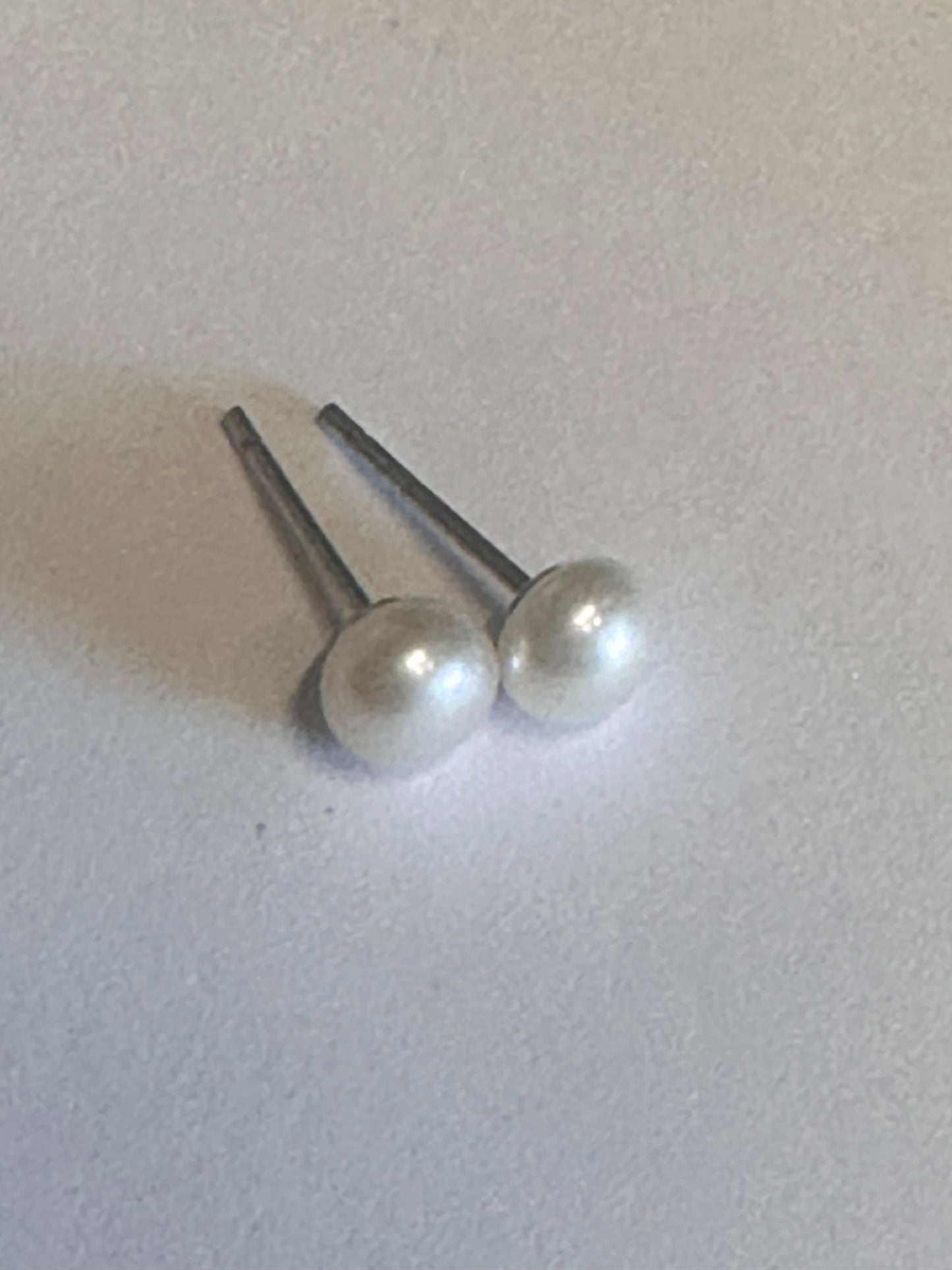 MAD MEN: Peggy Olson's Mid-Century Pin Earrings