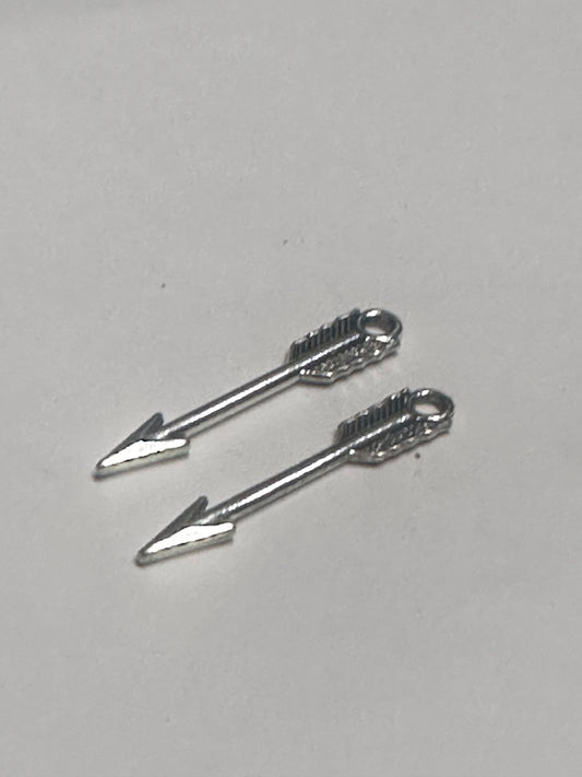 VEEP: Selina Meyer's HERO ARROW Necklace Charms