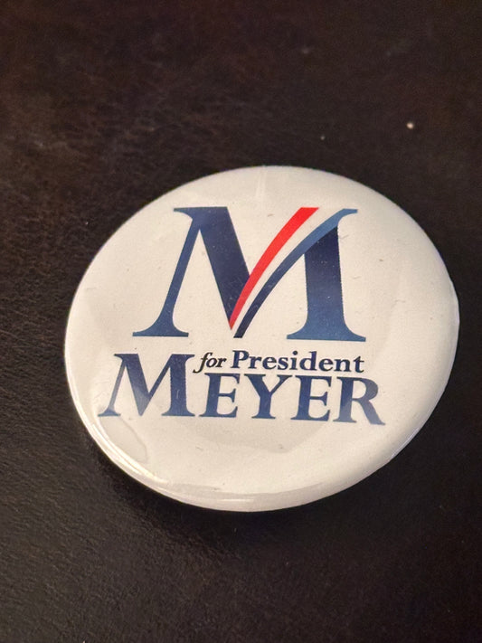 VEEP:  Selina HERO Campaign Pin