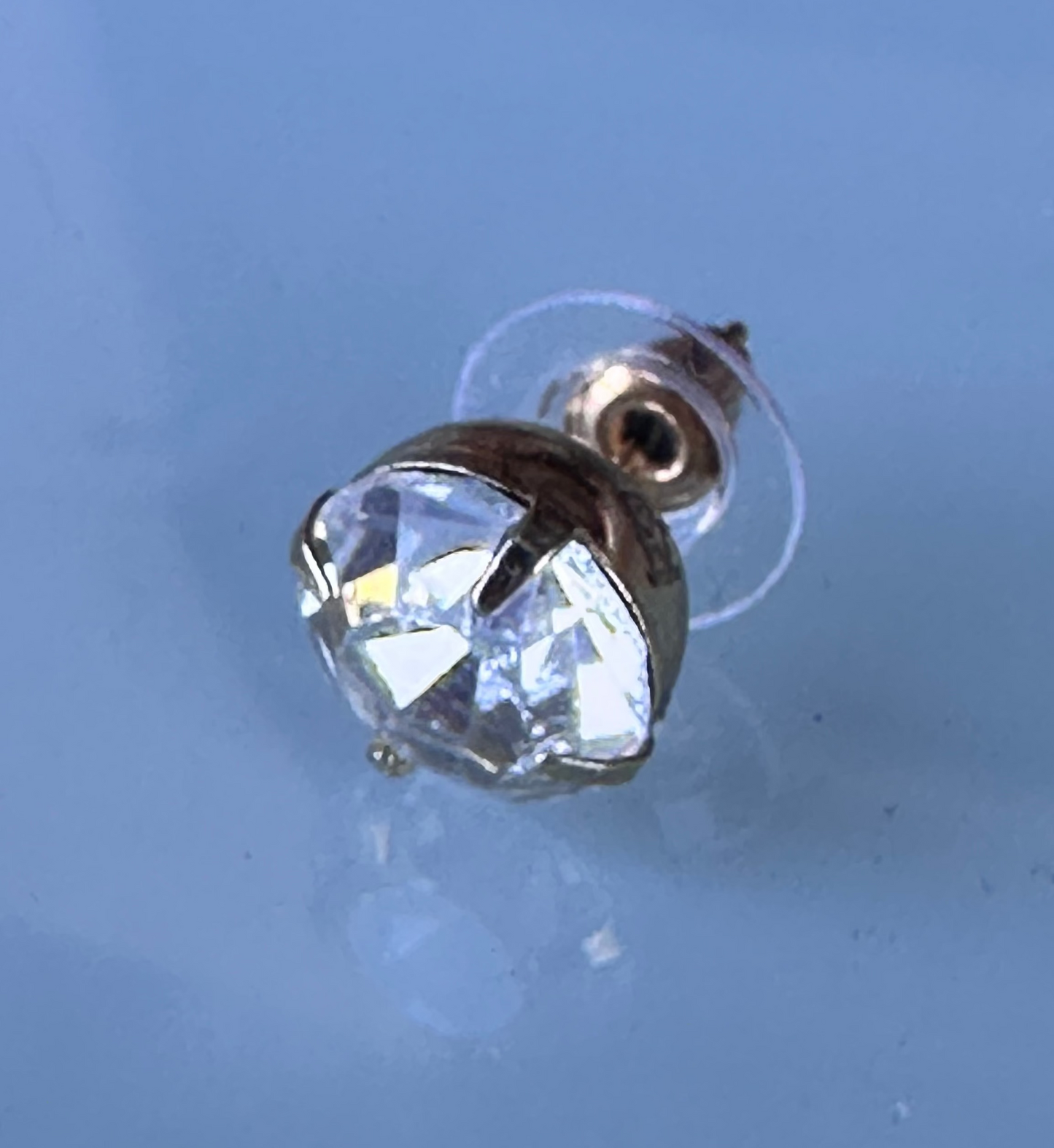 30 ROCK: Tracy's HERO faux Gold Diamond Earring