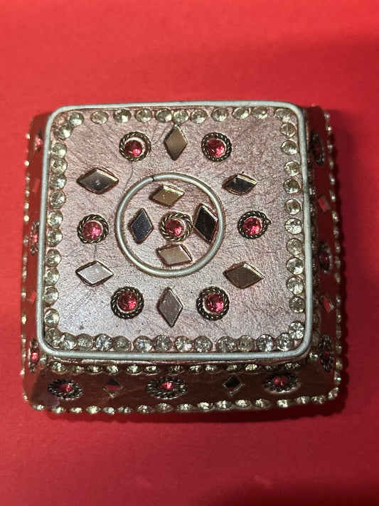 30 ROCK: Liz Lemon Small Desk Prop