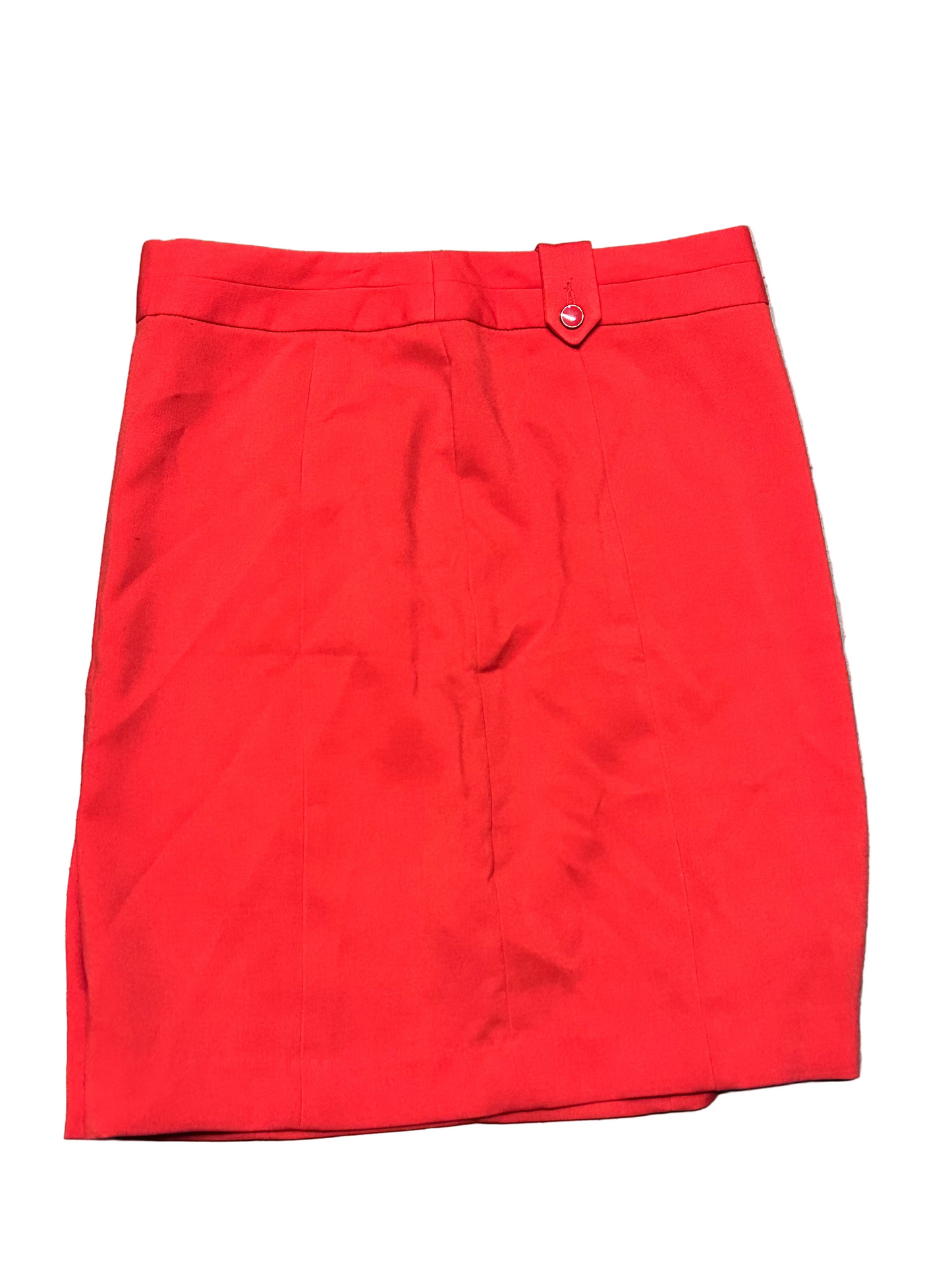 PARKS AND RECREATION: Leslie Knope Banana Republic Red Skirt (4)