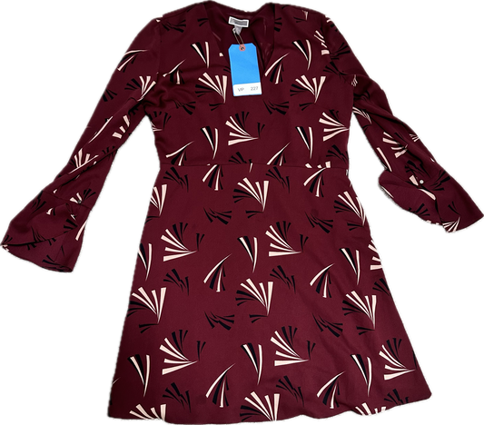 VEEP: Catherine's Painting Reveal Ceremony Dress from Episode 607