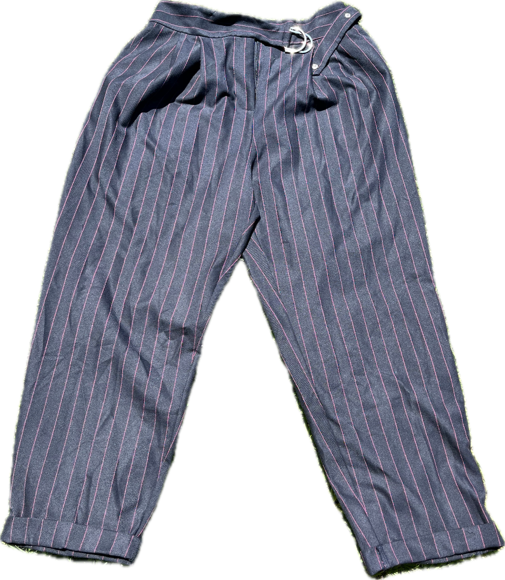 BONES: Dr Brennan's Top Shop Crop Pants (8)