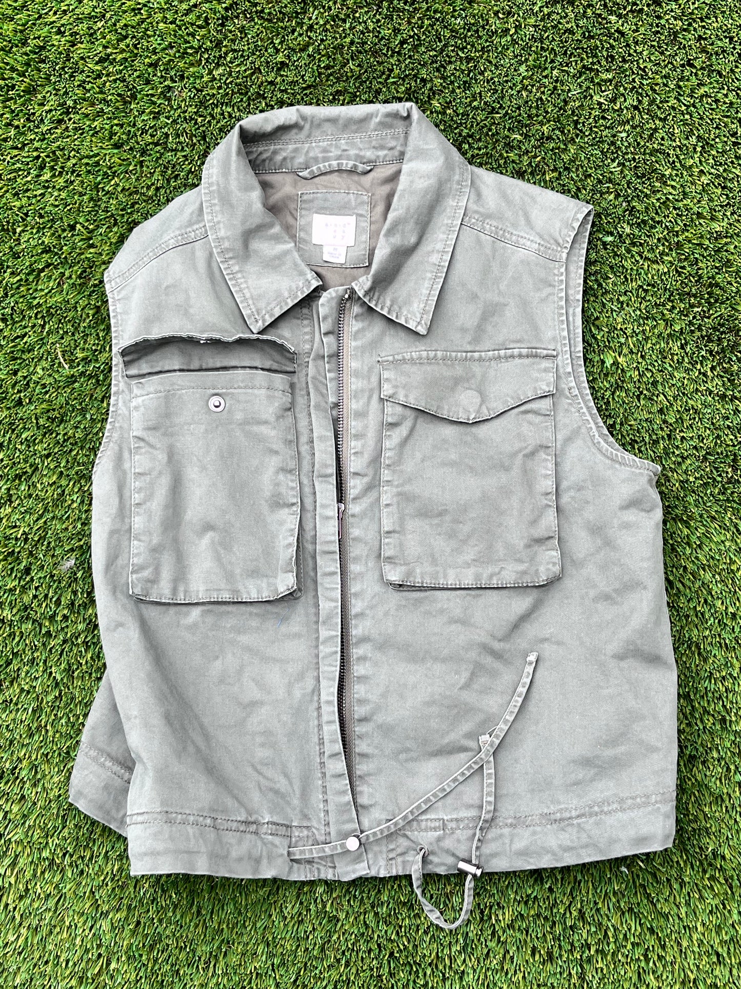 BONES: Dr Brennan's Series Worn Shirt Collection