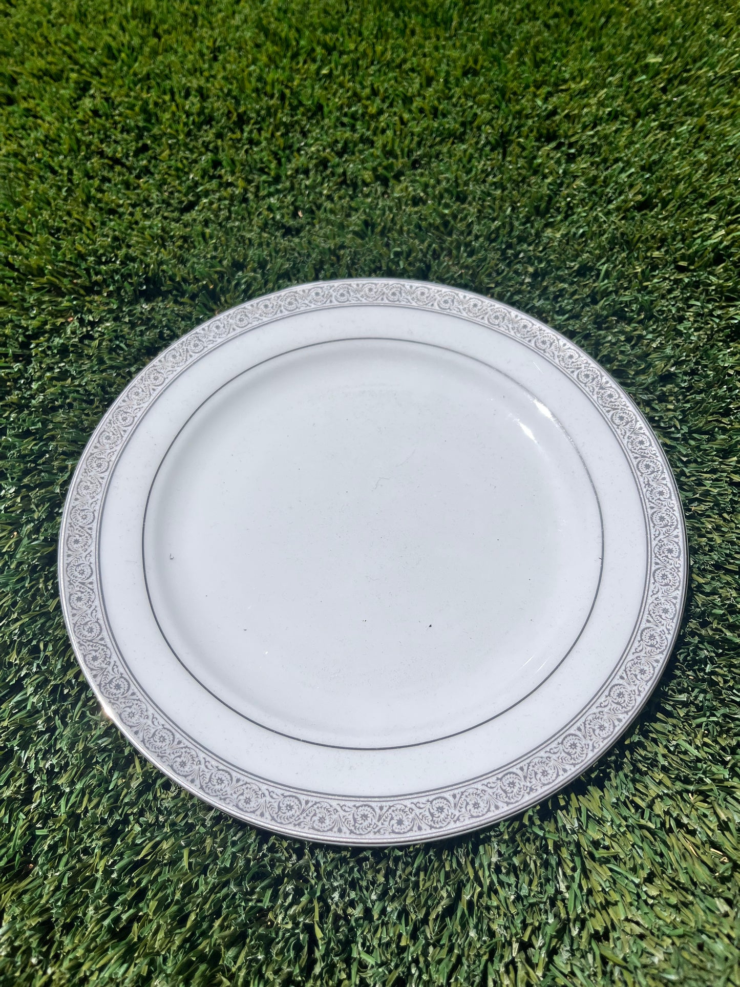 MAD MEN: Betty's Mid-Century Crown Italian design China Small Plates (2)